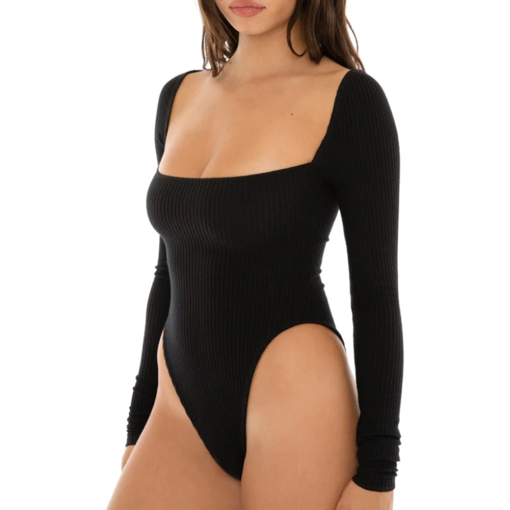Are you am I small Anke bodysuit
